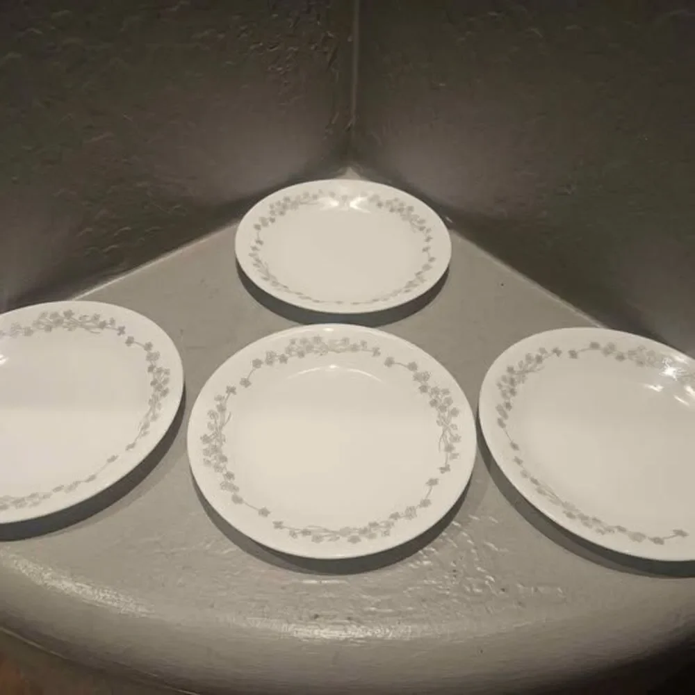 Corelle Ribbon Bouquet Dessert Plates 6 3/4